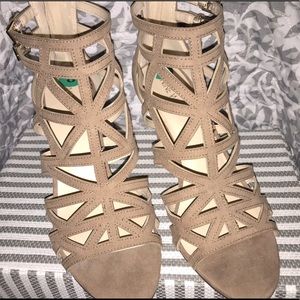 Nine West light brown wedges, Size 8 medium